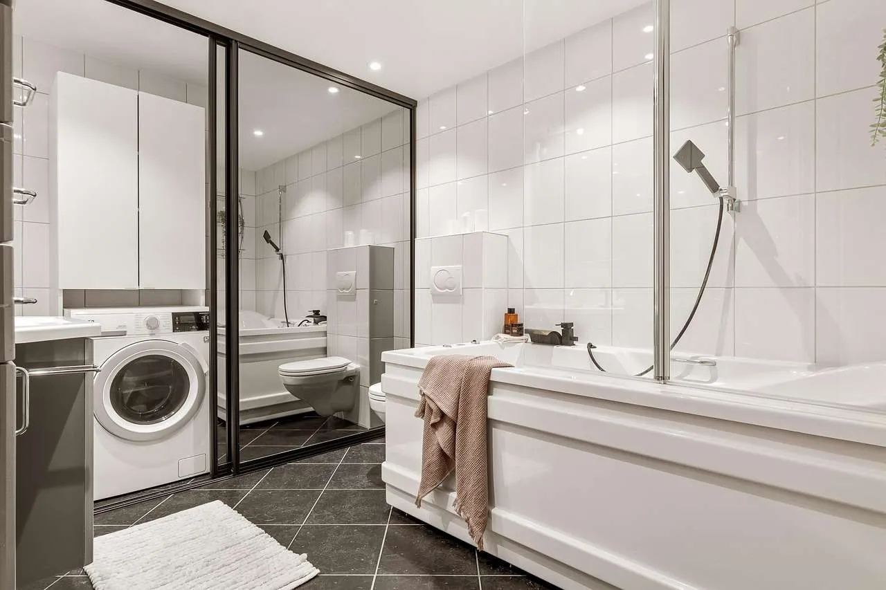 Small Bathroom Ideas: Space-Saving Design Tips