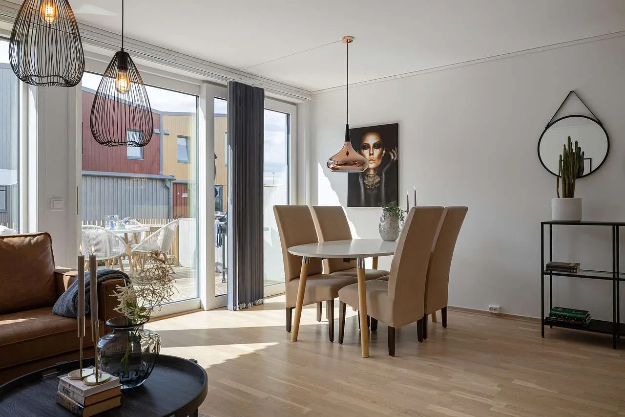 Home Window Tinting: Benefits, Types & Tips